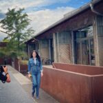 Anna Veith Instagram – little summer review… ☀️⛰️🌊
#exploretheworld #outdoors #onrunning #onapparel #makeyourdayahappyday #bringyourkids #rotwildbikes #momlife
