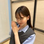 Anna Yamada Instagram - ZIPのときの衣装です☺️ 衣装、メイクの中井さん菅長さん1ヶ月間朝早くからありがとうございました🙏
