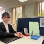 Anna Yamada Instagram - ゼイチョー今夜いよいよ最終話です☺️ クランクアップも三係みんなで迎えられまして。嬉しかったなぁ 約4ヶ月、共に作った最高のキャストスタッフみなさまに感謝です。そして華子、ありがとう！ 今夜10時から見てねー！