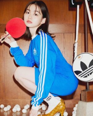 Anna Yamada Instagram - @voguegirljapan 
🏓