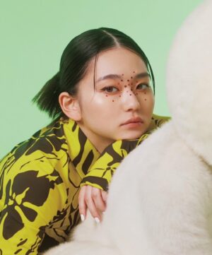 Anna Yamada Instagram - NYLON3月号本日発売です🐰
中身をちらっと🐇