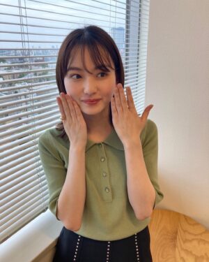 Anna Yamada Instagram - ZIPのときの衣装です☺️

衣装、メイクの中井さん菅長さん1ヶ月間朝早くからありがとうございました🙏