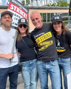 Actress Annabeth Gish HD Instagram Photos and Wallpapers October 2023
