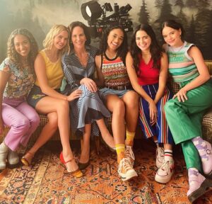 Annabeth Gish Instagram - Big love for this @prettylittleliars family of fabulousness. What an honor to find Dr. Sullivan once again in their midst. Love and gratitude to the entire bunch in front of and behind the camera. Summer school was such a blast! ❤️❤️❤️