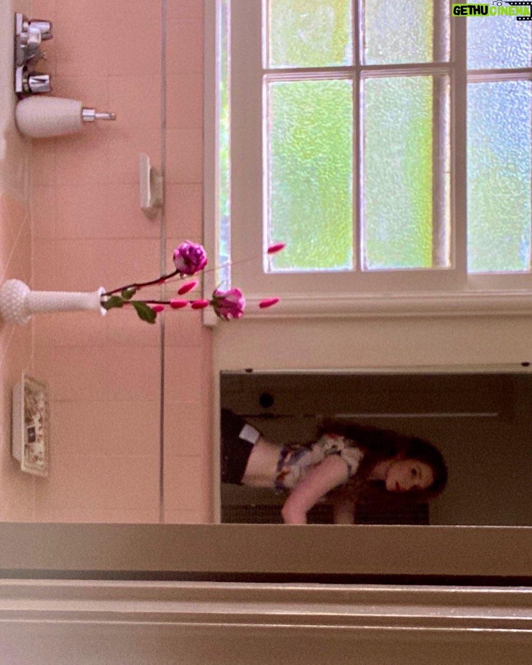 Annalise Basso Instagram - make it pink!