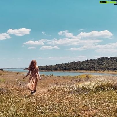 Annalise Basso Instagram - always with the frolicking