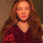Annalise Basso Instagram - all girls are princesses #franceshodgsonburnett @notjustpajama