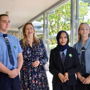 Annastacia Palaszczuk Instagram - This morning, Year 12s walked through the school gates for the final time.

I joined the students at Forest Lake High to celebrate their special day.