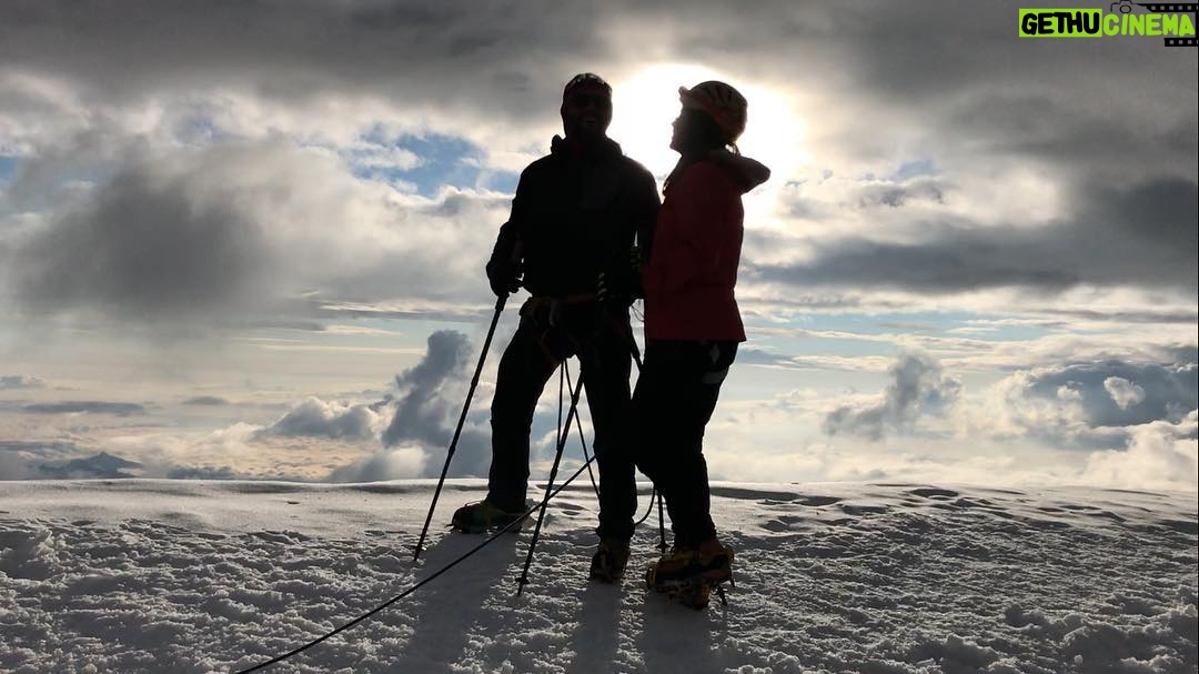 Anne Caillon - 3 Likes - We did it.Pyramide Vincent, alpes italiennes.7h50.4215m.
#proud #montrose #hautemontagne #labourés 🤪🤘🏼😅