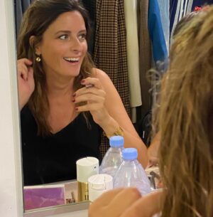 Anne Décis Instagram - Loges.

#Amoràmort @arrachecoeuroff 
14h15🥳 jusqu’au 29 juillet!!

Pensez à réserver!!

📷 @margooot_13 🩷