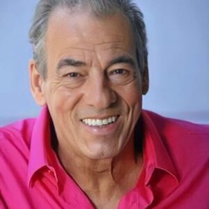 Anne Décis Instagram - C’est avec un immense chagrin que nous, les comédiennes et comédiens de la série Plus belle la vie, avons appris le décès de notre partenaire et ami Michel Cordes, survenu vendredi 5 mai à son domicile. 

Nous l’avons rencontré, côtoyé, et aimé avec cette évidence générée par sa personnalité généreuse et passionnée, sa gentillesse infinie, son regard sur le monde si vibrant. Et son rire fracassant. 

Nous nous souviendrons des innombrables séquences tournées avec lui, de notre complicité, de notre joie de le retrouver dans les studios de Plus Belle La Vie, et derrière son bar mythique. 

Il était, il est et sera pour toujours Roland Marci, l’inoubliable patriarche du Mistral, le pilier de la série, l’incarnation du Sud qu’il aimait tant.

Nous adressons nos plus vives condoléances à sa famille, et ses proches.