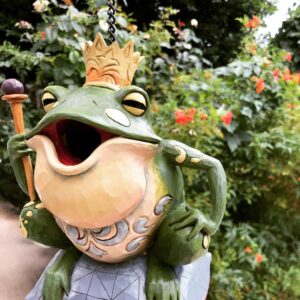 Anne Rice Instagram - Every Christmas, @annericeauthor ‘s dear friend, the writer @ericshawquinn, gifts her several new frog prince statues. Here’s how the tradition got started. Years ago, when Anne moved back to California after decades in New Orleans, she hosted a housewarming party at her new home in La Jolla. Her son @christopher.rice.writer asked all of his writer friends to bring Anne the gift of one of their own books - signed, of course - so she’d have something to line her shelves with. Christopher’s friend @ericshawquinn not only did exactly that, he also gifted Anne two bookends shaped like frog princes. Anne was overwhelmed with emotion. Eric had no idea that her late husband Stan, who had died recently of an inoperable brain tumor, had referred to their old home in the Garden District of New Orleans as Toad Hall. She took Eric’s gift as a sign that Stan had blessed the move and was with her still. @ericshawquinn and Anne became very close friends in the years following, and every Christmas, the presentation of his new frog princes during lunch everyday of his visit keeps Stan’s spirit and this special memory alive. #authorsofinstagram #writersofinstagram #annerice #ericshawquinn #frogprince #blessings #stanrice