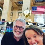 Anne Roumanoff Instagram - A New York avec @ruquierlaurent . Il parle mieux anglais que moi.