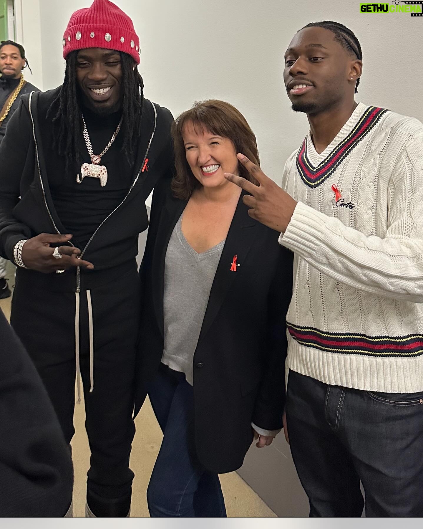 Anne Roumanoff Instagram - Avec les best 🔥@gazo_officiel @tiakola_meloo