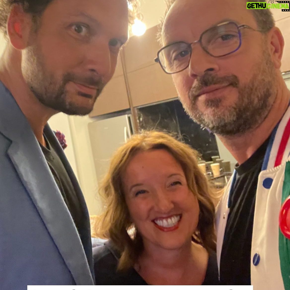 Anne Roumanoff Instagram - On dirait qu’ @ericantoineoff et @jarrytypique sont un peu plus grands que moi … coulisses du @comediha à Québec