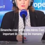 Anne Roumanoff Instagram - Bonne fête les mamans 💕
