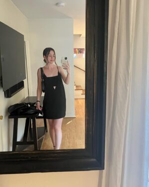 Anneliese Judge Instagram - @czahand