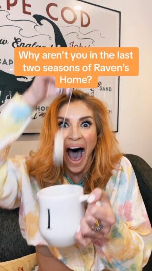 Anneliese van der Pol Instagram - Spill the tea… & the truth shall set me free???🤞
#disney #thatssoraven #ravenshome