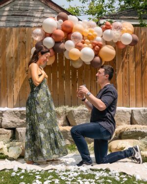 Annie Clark Instagram - Yesterday, Luke asked me a question I’ve known the answer to for a long time. So excited for our life together @luke_karaim. Let’s make it official 🤍🤍🤍