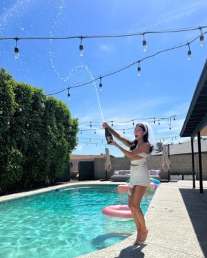 Annie Clark Instagram - She’s thirty, flirty & engaged!! This weekend was a dream, celebrating our fav gal 🥂💍🎈🫶🏼