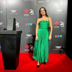 Annie Clark Instagram - Last night @degrassi received a star on Canada’s Walk of Fame. I still can’t believe I’ve been lucky enough to be apart of this iconic show. It’s truly the gift that keeps on giving. Congratulations to Linda Schuyler & @stephenstohn on this well-deserved achievement. I have never been more proud to be Canadian than I was last night. 🇨🇦❤️ Catch the broadcast of the ceremony, Dec 16th on CTV.
