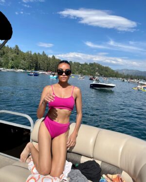 Annie Ilonzeh Instagram - Weekend photo dump 

Great wknd celebrating @mastronuzzi 
Love you!

(And thank you on many levels). 
.
.
.
.
.
#birthday #birthdayboy #birthdayweekend #birthdaycake #puppies #friendship #lakearrowhead #lakearrowheadvillage