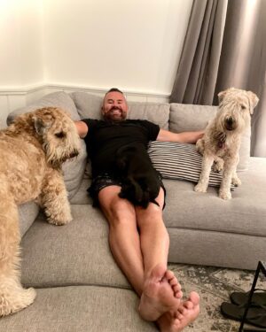 Annie Ilonzeh Instagram - Weekend photo dump 

Great wknd celebrating @mastronuzzi 
Love you!

(And thank you on many levels). 
.
.
.
.
.
#birthday #birthdayboy #birthdayweekend #birthdaycake #puppies #friendship #lakearrowhead #lakearrowheadvillage