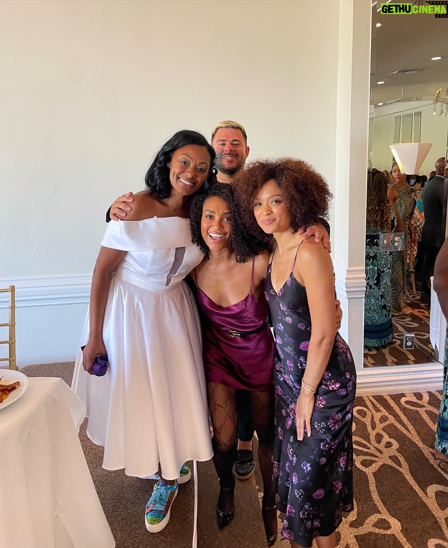 Annie Ilonzeh Instagram - I Love You Boss Everything that you do, that is you, I love so muchπππ€. #wcw What a beautiful day for such a beautiful couple. . . . #boss #celebration #wedding #you #through #one #helluva #party #davida #and #soren
