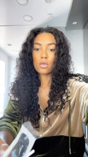 Annie Ilonzeh Instagram - Too many questions might get you this response ..🤷🏽‍♀️
.
.
#staysafe #nonstop #covidtesting #set
