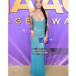 Annie Ilonzeh Instagram – Last night w/ bestie @claudiajordan for the @naacpimageawards 🩵🤎💙
.
.
.
Thank you @iamdevapink for this dope pony! And @mairasmakeuppage for the beat! 
#styledbyme 
@naacp #naacpimageawards #aboutlastnight #with #bestie