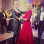 Annie Wersching Instagram - @msalisonpill….May I have this dance??? ❤️ All dressed up (with legs) and ready to party! New #Picard on @startrekonpplus! #startrekpicard #startrek