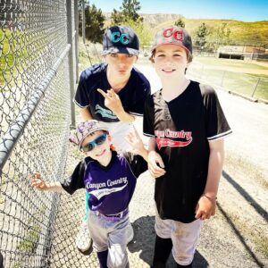 Annie Wersching Instagram - Oh Buddie my Buddie…The kids are alright, Buddie. Better than. They’re striving and thriving on Impossible Island. They’re three of the best people I’ve ever met. Your blood is so obviously pumping through their beautiful hearts. Happy Mother’s Day sweet Biddy (yeah, we pronounced Buddie ‘Biddy’ when it was just us..because we were adorable).. ~I love you little family…
