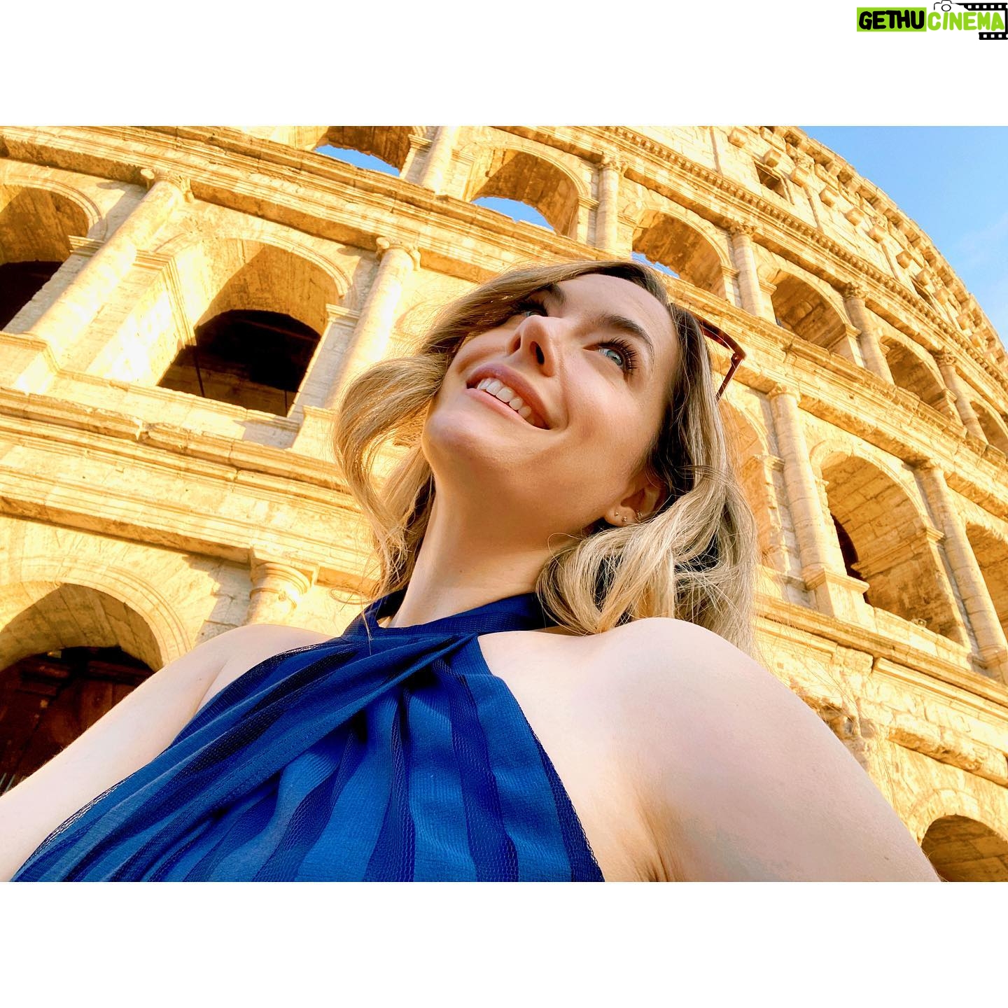 Annika Noelle - 17.9K Likes - Had such an amazing time filming @boldandbeautifulcbs in Roma! Here are just a few photos from our adventures⦠with more to come! Grazie mille for the amazing food, wine, & hospitality š®š¹ this was an experience I will never forget and one I am so so grateful for š¤
#boldandbeautiful #roma #beautiful #hopelogan #italia #cincin #salute