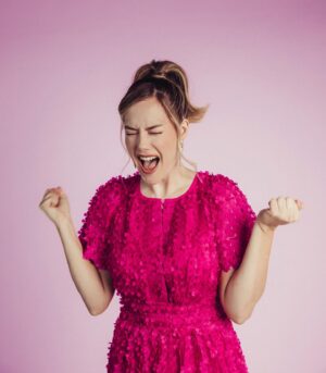 Annika Noelle Instagram - 💕💖💕 Feminine Rage 💕💖💕

📸: @selashiloni 
💄: @kar_buff