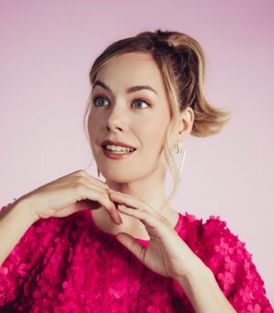 Annika Noelle Instagram - 💕💖💕 Feminine Rage 💕💖💕

📸: @selashiloni 
💄: @kar_buff