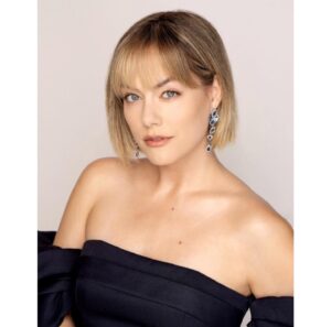 Annika Noelle Instagram - A lot is happening today on @boldandbeautifulcbs ~ so are you team #HOPE team #LOPE or team #THOPE? 
Sound off in the comments below 💙

📸: @howardwise