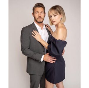 Annika Noelle Instagram - A lot is happening today on @boldandbeautifulcbs ~ so are you team #HOPE team #LOPE or team #THOPE? 
Sound off in the comments below 💙

📸: @howardwise