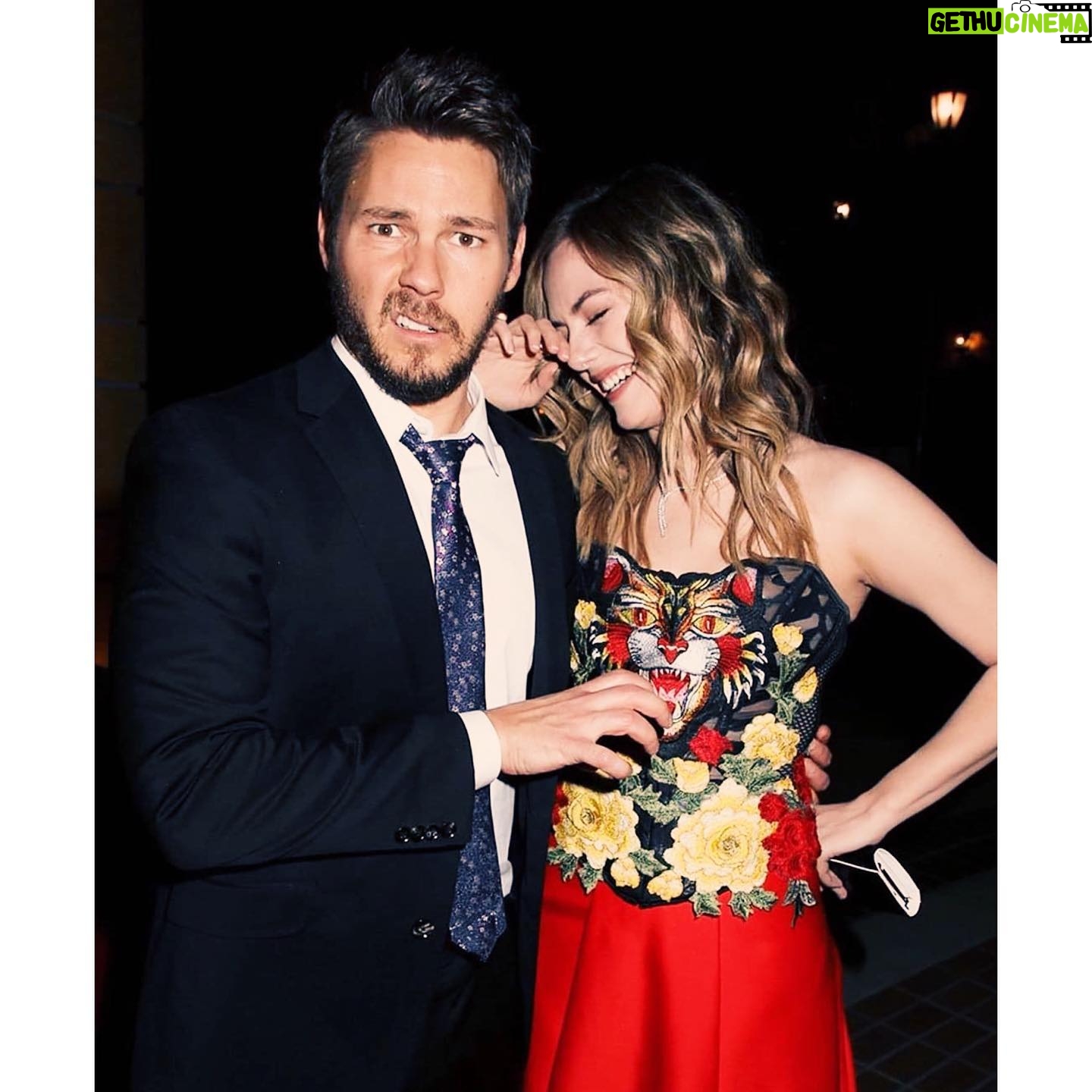 Annika Noelle - 7.3K Likes - Throwing it back to last yearās award season with this animal @cliftoncam šÆ #DaytimeEmmys