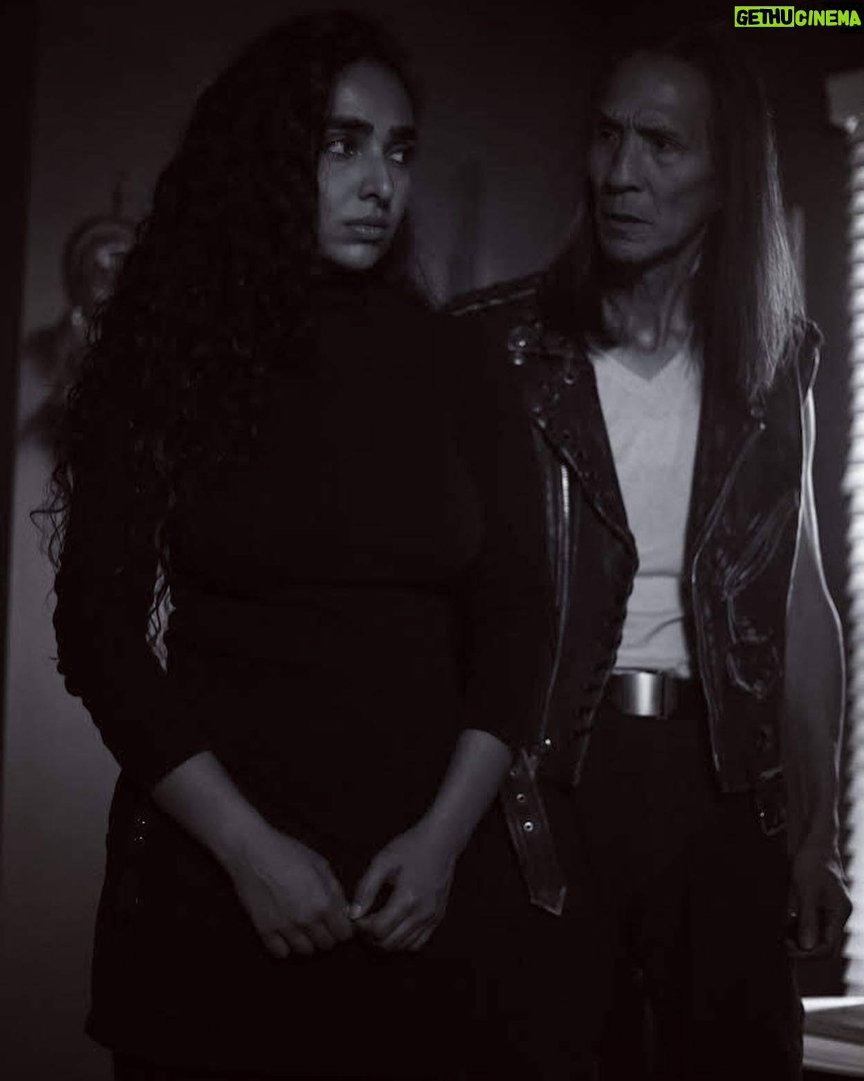 Anousha Instagram - 🎥🎞 Being a part of @onyourkneesseries was absolutely one of the best experiences of 2021. An empowering story that will inspire so many. I can’t wait for you guys to see it. Thank you to @eimanne the brilliant director/writer of the show who allowed me to be part of this project and let me create joyfully. @garrett_gaston @robertwperkins @iamcraigng @ashleighmorghan @thankswhit @onyourkneesseries ___________________________ يكي از بهترين تجربه هاي سال ٢٠٢١ نقش اول و بازي كردن در سريال @onyourkneesseries بود برام كه به زودي بيرون مياد. چيزي كه روزي اول يك تصوير بود برام، تبديل به هدف شد و امسال به يك خاطره تبديل شد. 🎞