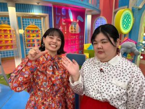 Anri Instagram - みんな大好きお気に入り衣装たち

◎TBS「坂上&指原のつぶれない店」
本日19:00〜OA

はるちゃん
@kiriyaharuka 
one-piece: @manoushjapan 

田辺さん
@chikaxxsweet 
tops: @kiki2_clothing 

わたし
tops: @manoushjapan 
skirt: @little_trip_to_heaven 

accessory
はるちゃん @u_wa_no_so_ra 
田辺さん,わたし @kiki2_clothing 

◎テレビ朝日｢金曜日のメタバース｣

わたし
skirt: @asknowas_olaca 

田辺さん
tops: @rose_shimokitazawa 
skirt: @little_trip_to_heaven_koenji 
accessory: @kiki2_clothing 

◎TBS｢ラヴィット！｣🎃͙

はるちゃん
set up: @moyan_ecri_official 

わたし
tops: @little_trip_to_heaven 

◎TBS｢ラヴィット！｣

はるちゃん
🍇🍒shirt: @shelluits 
skirt: @big_time_shimokitazawa 

わたし
knit: @aileen_by_groggrog_vintage 

田辺さん
tops: @kiki2_clothing 

みんなaccessory: @kiki2_clothing 

#ぼる塾