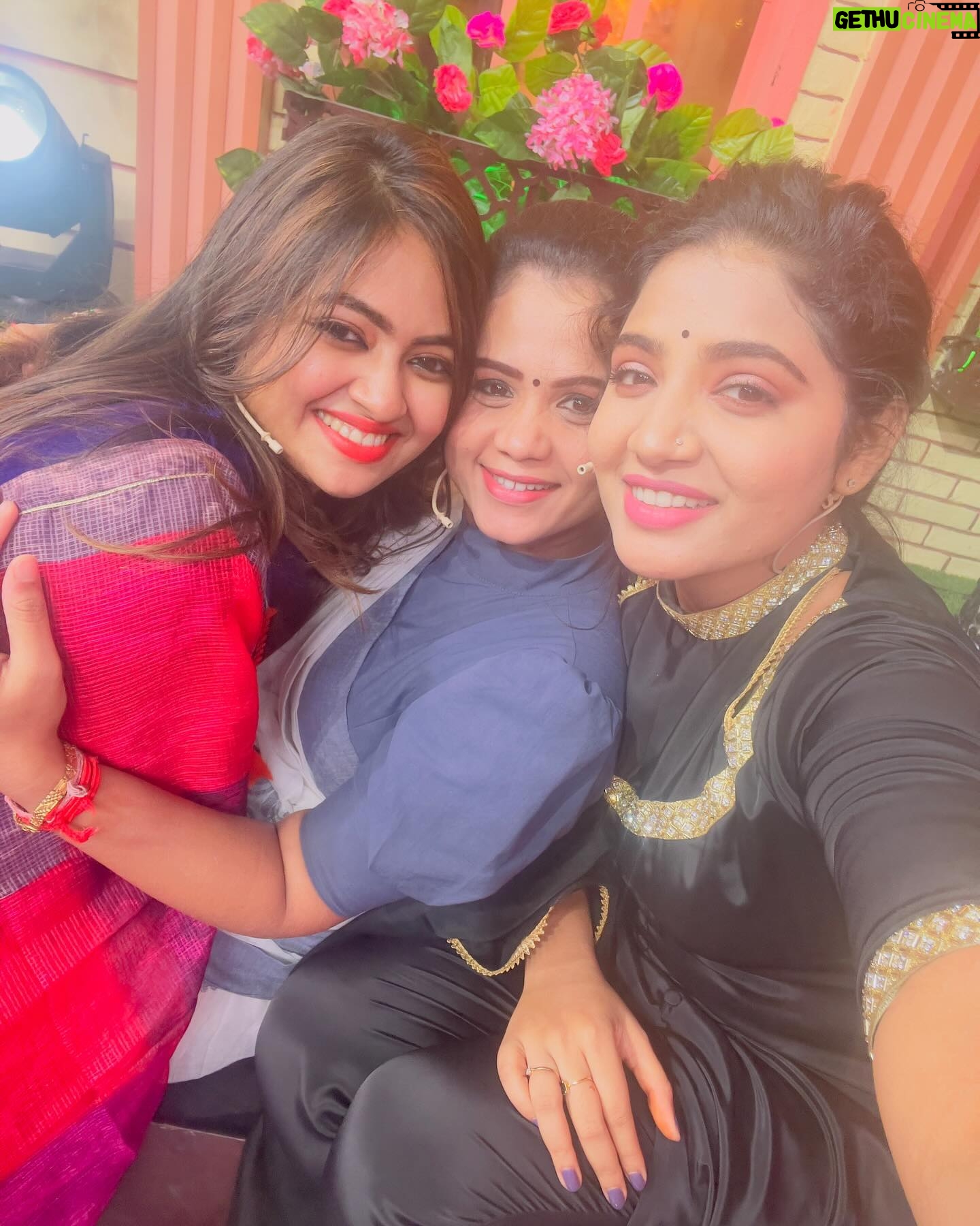 Anshita Akbarsha - 21K Likes - My Cooku with comali family 🧿🤍
#happy #love #frenship #vijaytelevision #cwc #cec5
#memories #cookuwithcomali #fun #funtym