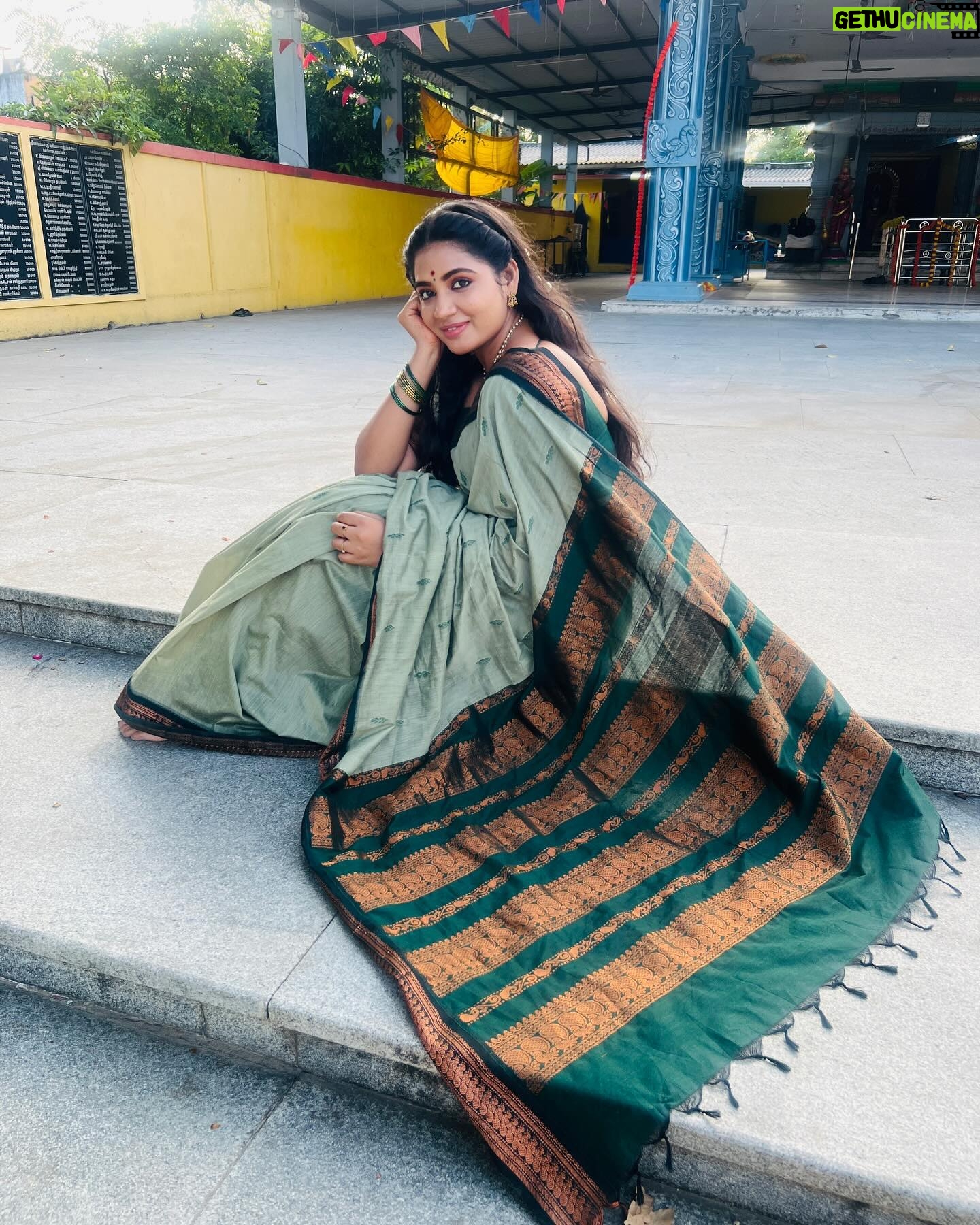 Anshita Akbarsha Instagram - Smile always ☺️ Saree @bhuvanasilkhouse_salem #saree #sareelove #traditional #tranding #happy #smile #bepositive