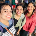 Anshita Akbarsha Instagram - Chennai Diaries ❤️❤️ Major missing my girls @anshithaanji_official @_manve_surendran_ @_.moosaakka 🥹❤️❤️ #friends #chennaidiaries #viralvideo