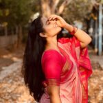 Anshita Akbarsha Instagram - Saree love @bhuvanasilkhouse_salem 📸 @archana_kumaar #saree #love #treading #traditional #behappy #loved