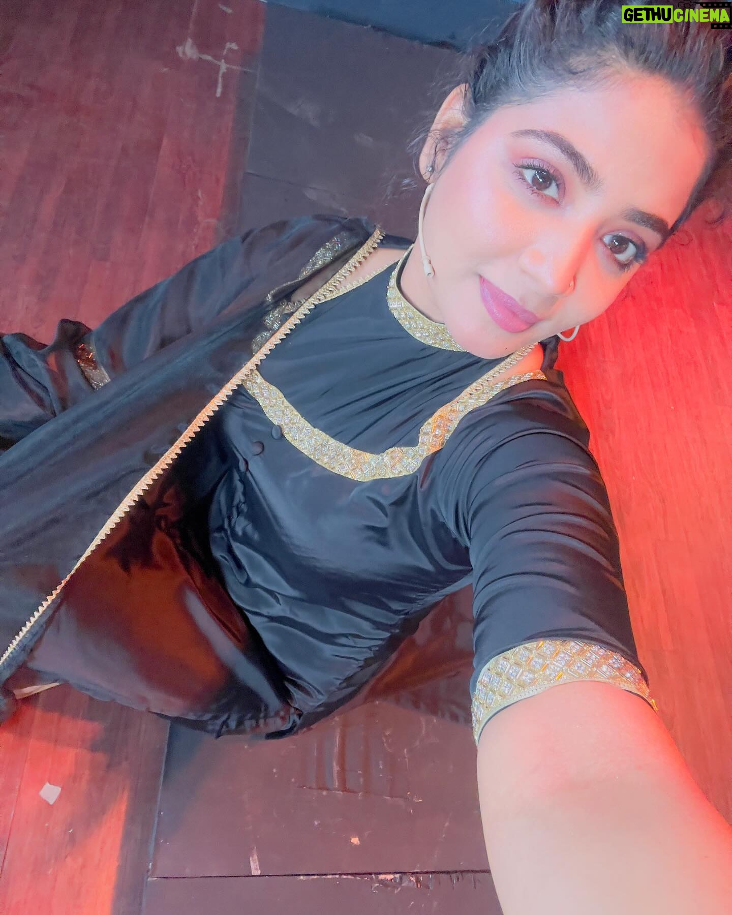 Anshita Akbarsha - 16.1K Likes - Black love🖤
Costume ❣️ @papilioforyou
#cwc #blacklove #black #happy #love #smile