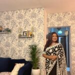Antara Mitra Instagram - Mere tumhare Sab ke liye Happy Diwali 🪔🪔🪔🪔 Accept every thing as it is … it is what it is ♥️♥️ - Love Antara ❤️