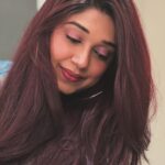 Antara Mitra Instagram – Happy Holidays people 🌼♥️