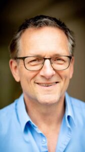 Anthea Turner Instagram - I know you’ve been following Dr Michael Mosley’s story I’ve been glued to every update but this was the tragic news we all feared. With so much passion and a cheeky smile on his face he spent his life encouraging us all to make healthy choices. He wanted everyone to live a longer, better, more fulfilled life. His family will be broken, thinking of them and his friends on Symi. 😔 @michaelmosley_official