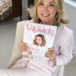 Anthea Turner Instagram – Getting ready for bed early tonight, love a good flick through @lizearlewellbeing always great stuff! This month’s edition is all about sleep and how important it is for our health!
PJ’s are @thelazypoetpjs
Mug is @emma_bridgewater
❤️