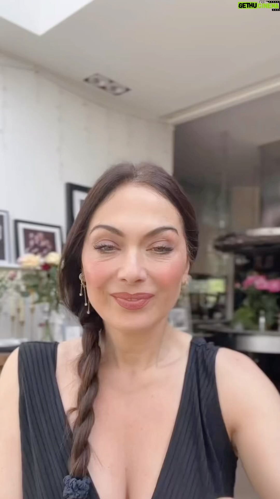 Anthea Turner Instagram - So glad to hear the my gorgeous friend @toniabuxton has discovered all the beauty benefits of our BALM 6. Tonia is brilliant cook, nutritionist and pro-ageing expert. We are so happy it has helped your psoriasis Tonia! It is packed with all natural ingredients and all of the good guys that will nourish and hydrate even the driest of skins! Our multi purpose pot of magic can be used in so many ways: - as a cleanser - face mask - moisturiser - lip balm - hair mask - hydrates eyelashes - hydrates eyebrows - nourishes cuticles and in some cases it even helps psoriasis! You can order via the link in our bio or head to antheaturner.com and enjoy all of the BALM 6 benefits as well as the stunning scent of lemongrass, vanilla and rosemary to elevate your mood as well as your skin! @national.psoriasis.foundation #NoMoreDrySkin #BALM